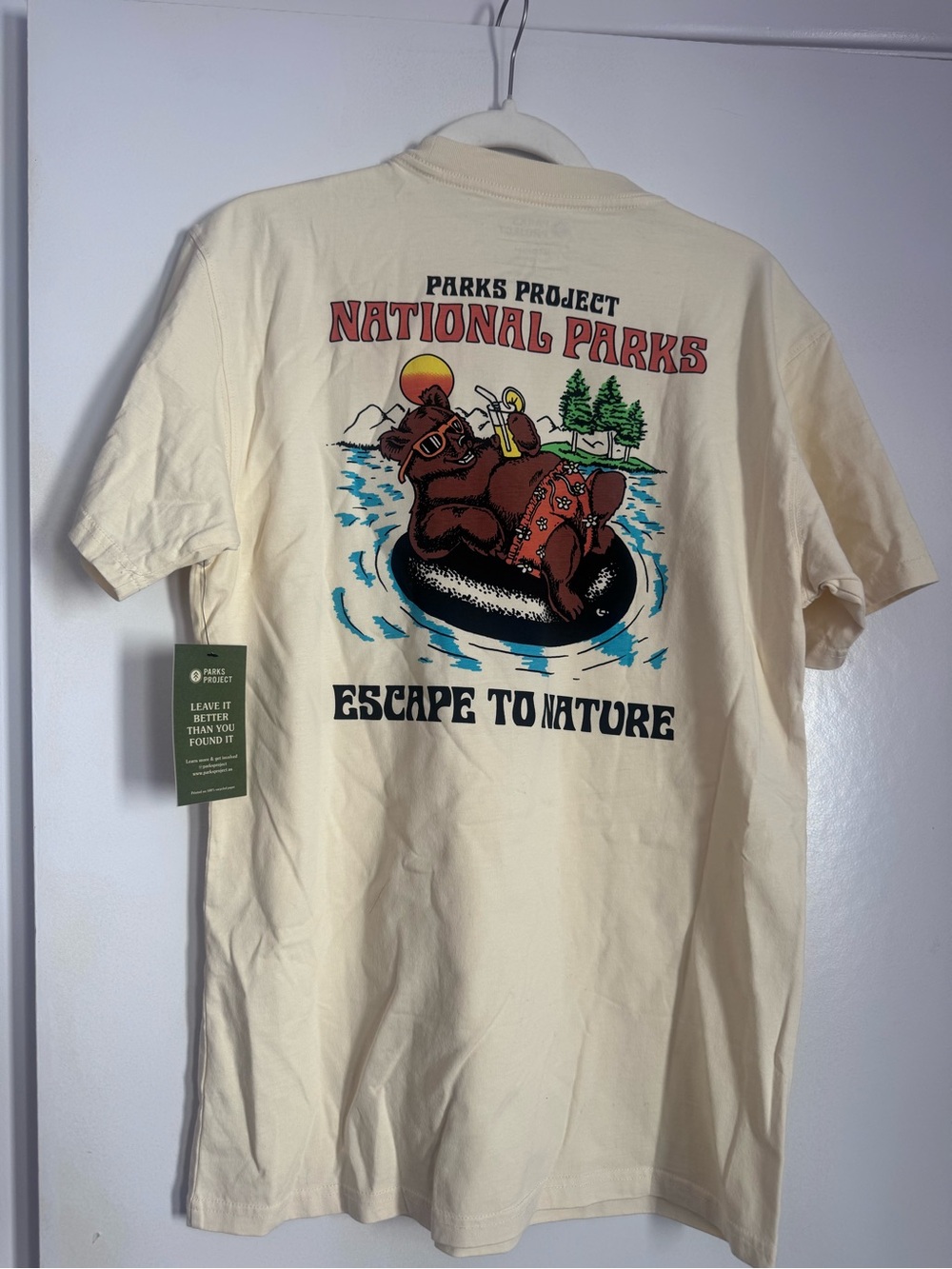 Parks Project National Parks Escape to Nature Bear Pocket Tee NWT Size Medium